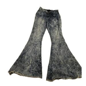 Traffic Jeans Wear Womens Sz 7 Bell Bottoms Super Flare Distresses Acid Wash